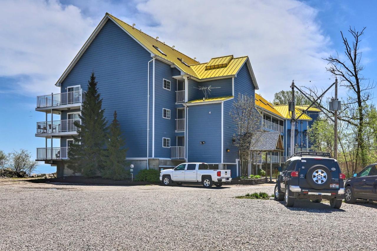 Cozy Lakefront Middle Bass Retreat With Balcony Put-in-Bay Exterior foto